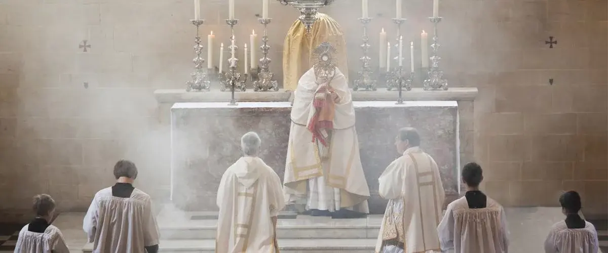 Transmisja Mszy Św. z Bazyliki Św. Krzyża w Warszawie